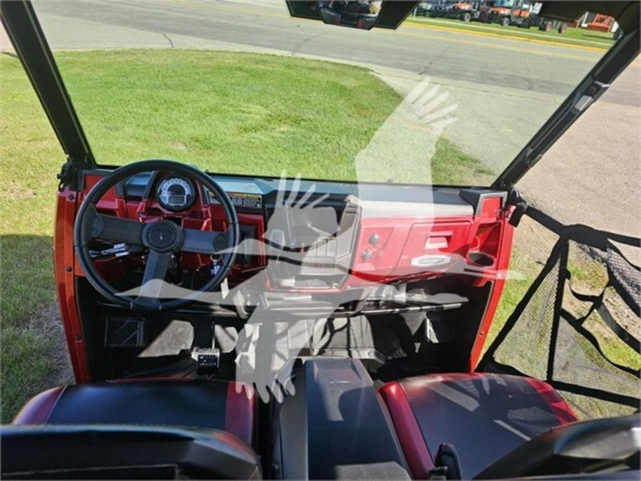 2014 Polaris® RANGER CREW 900 EPS