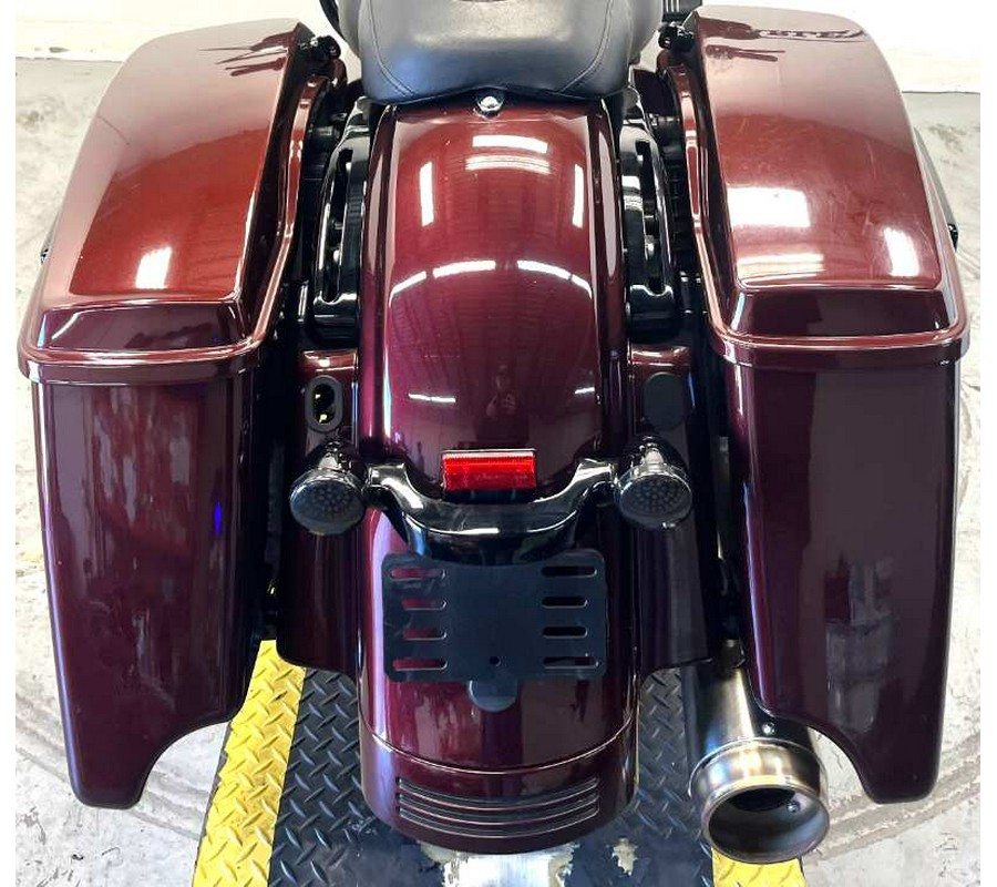 2018 Harley-Davidson STREET GLIDE SPECIAL