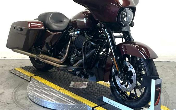 2018 Harley-Davidson STREET GLIDE SPECIAL