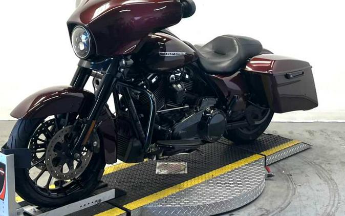 2018 Harley-Davidson STREET GLIDE SPECIAL