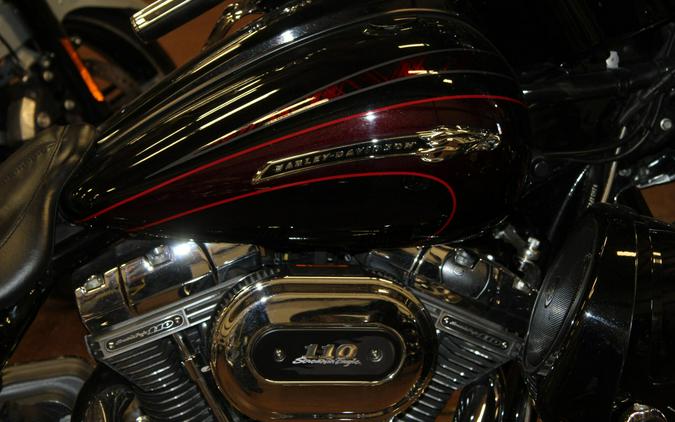 2011 Harley-Davidson® CVO™ Street Glide® BLACK DIAMOND