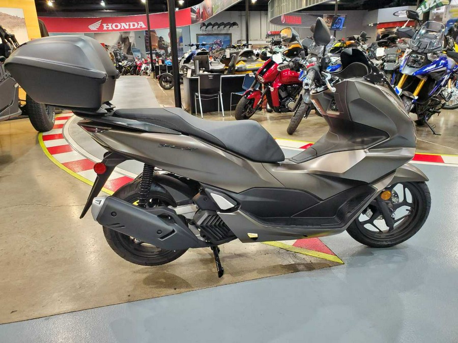 2023 HONDA PCX