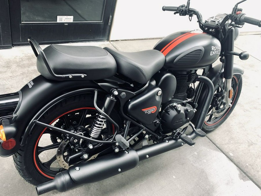2024 Royal Enfield Classic 350 Dark Stealth Black