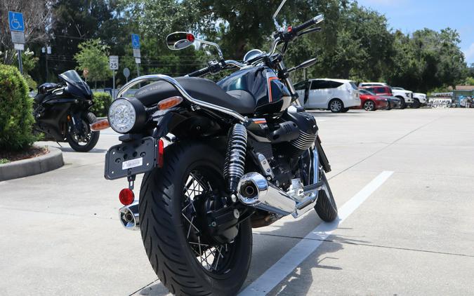 2026 Moto Guzzi V7 Special