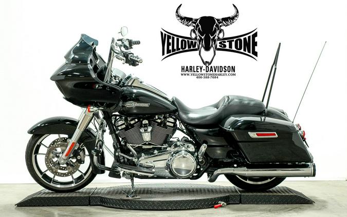 2021 Harley-Davidson® Road Glide® Special Vivid Black