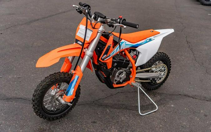 2024 KTM SX-E 3