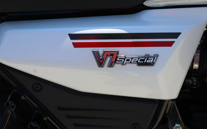 2026 Moto Guzzi V7 Special