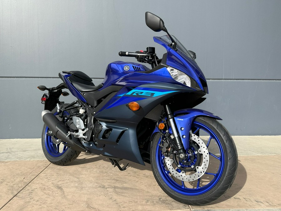 2024 YAMAHA YZF-R3 ABS