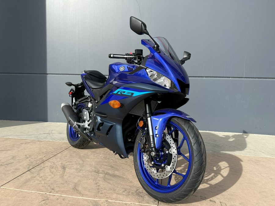 2024 YAMAHA YZF-R3 ABS