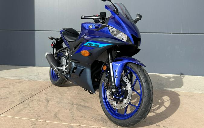 2024 YAMAHA YZF-R3 ABS