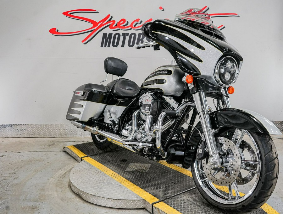 2014 Harley-Davidson Street Glide® Special