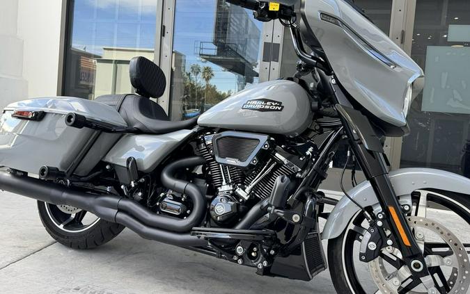 2024 Harley-Davidson® FLHX - Street Glide®