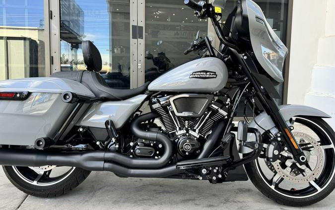 2024 Harley-Davidson® FLHX - Street Glide®
