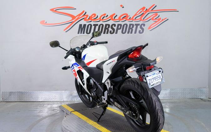 2013 Honda CBR®250R ABS