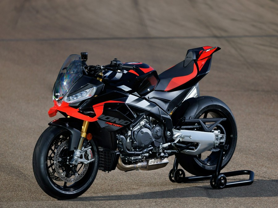 2027 Aprilia Tuono V4 Factory 1100