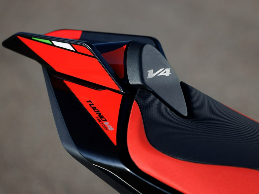 2027 Aprilia Tuono V4 Factory 1100