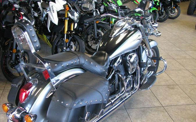 2020 Kawasaki Vulcan® 900 Classic LT