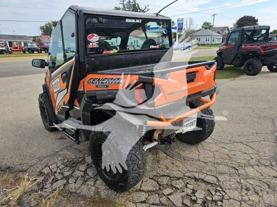 2016 Polaris® GENERAL 1000 EPS DELUXE