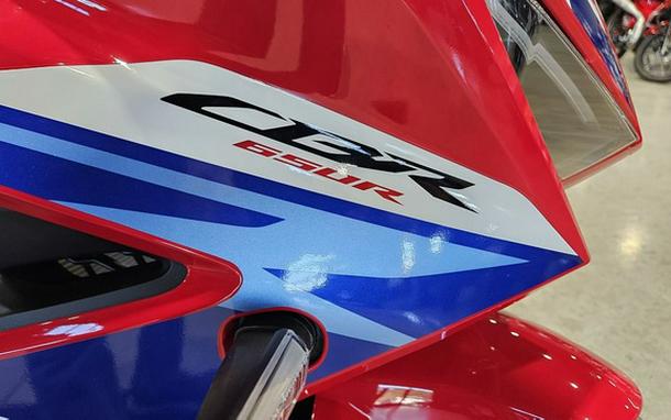 2025 Honda CBR650R E-Clutch