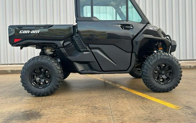 2026 Can-Am Defender XT CAB HD11