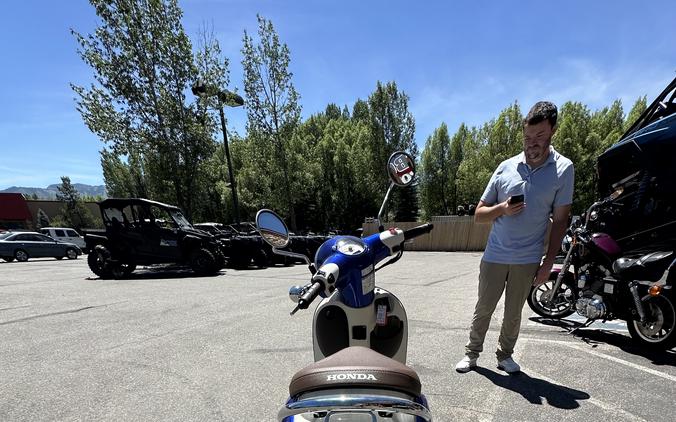 2024 Honda METROPOLITAN Blue Metallic - HC2602