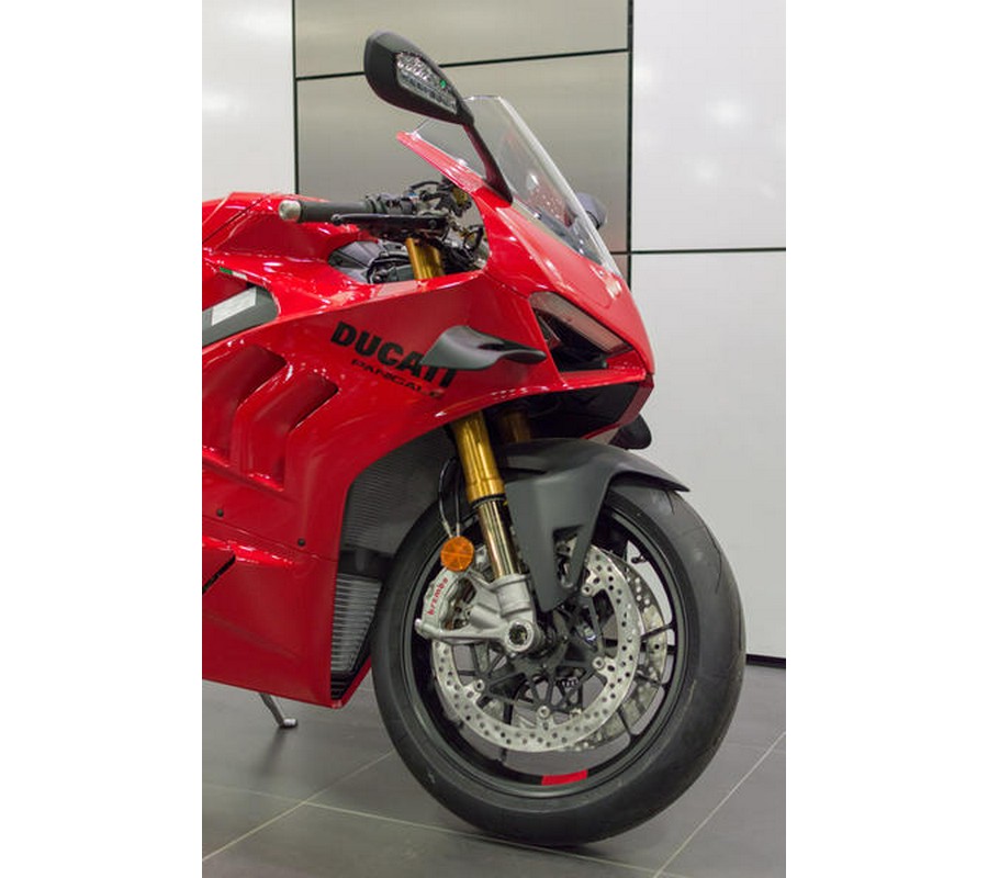 2024 Ducati Panigale V4 S Red