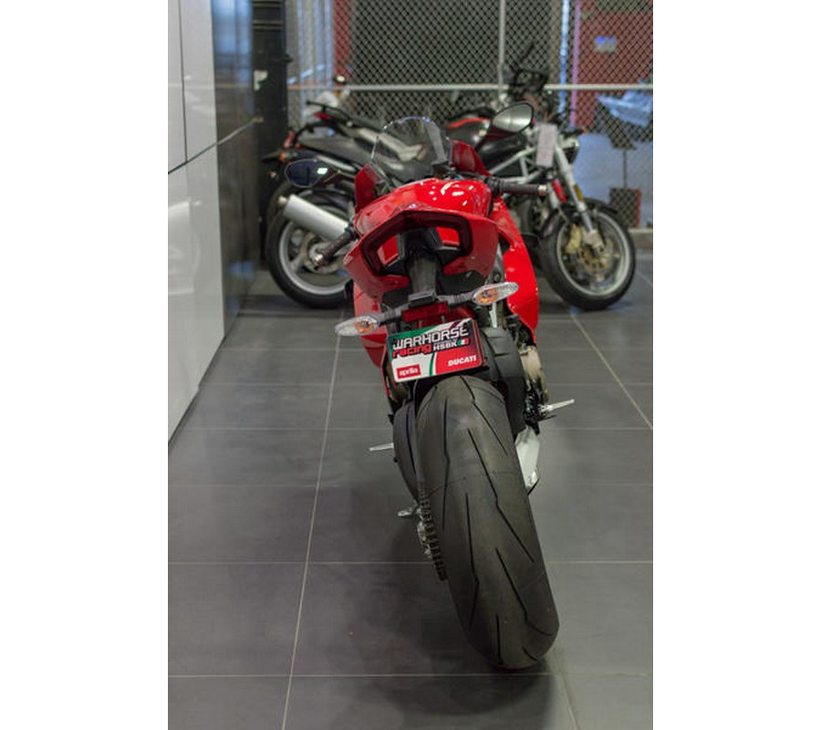 2024 Ducati Panigale V4 S Red