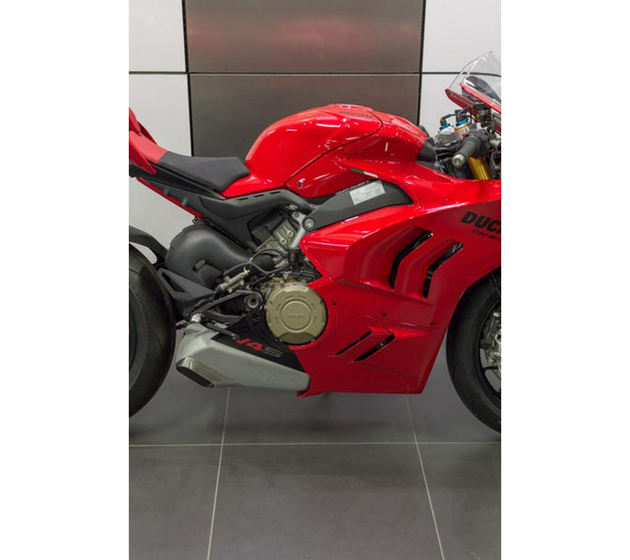 2024 Ducati Panigale V4 S Red