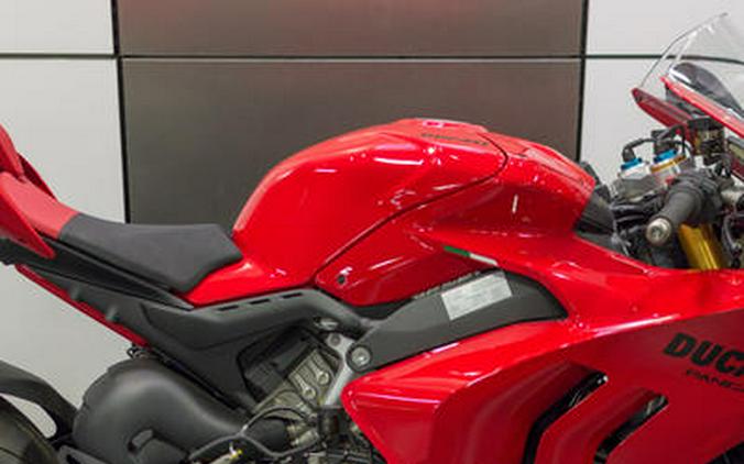 2024 Ducati Panigale V4 S Red