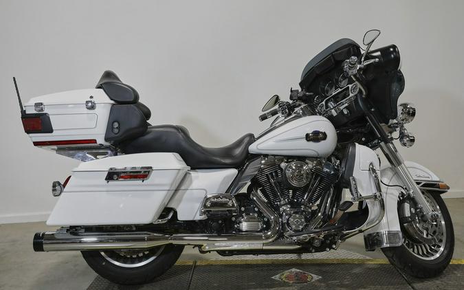 2013 Harley-Davidson® ELECTRA GLIDE ULTRA CLASSIC