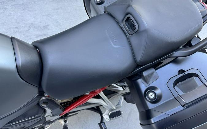 2022 Ducati Multistrada V4S Aviator Grey / Spoked Wheels