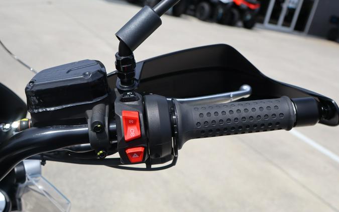 2026 Moto Guzzi V85 TT Travel