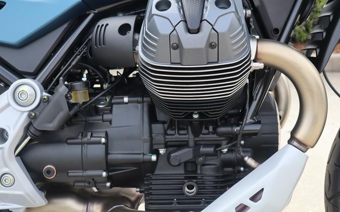 2026 Moto Guzzi V85 TT Travel