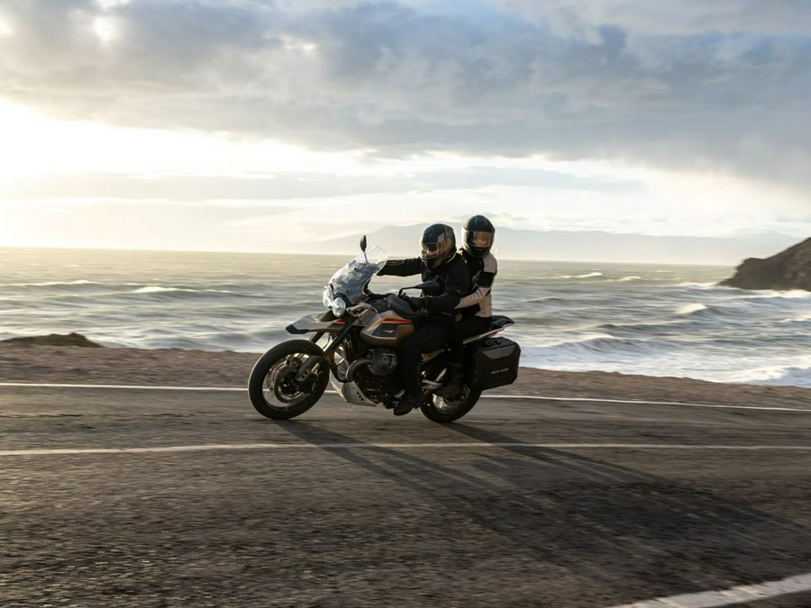 2026 Moto Guzzi V85 TT Travel
