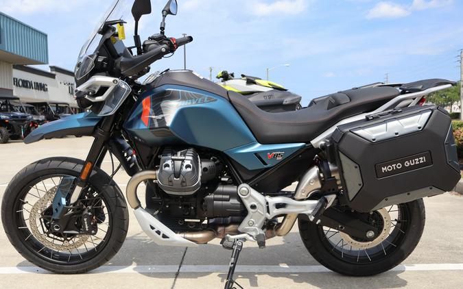 2026 Moto Guzzi V85 TT Travel