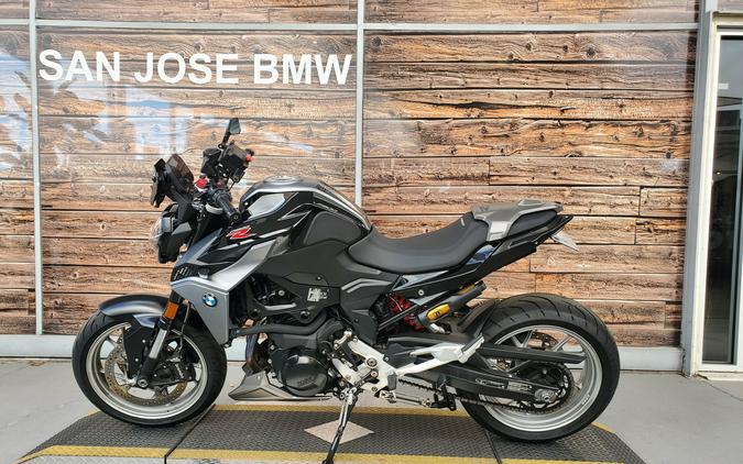 2022 BMW F 900 R