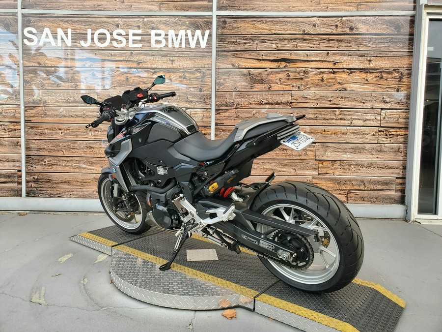 2022 BMW F 900 R