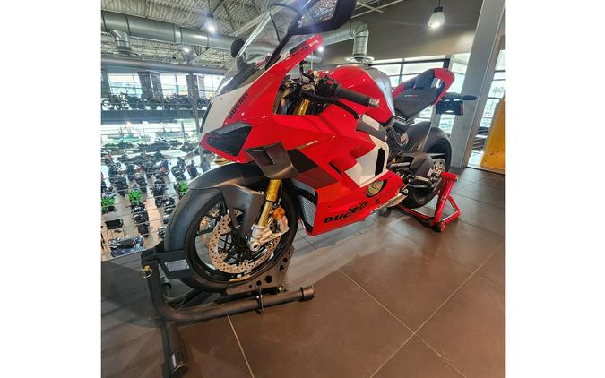 2024 Ducati Panigale V4 R