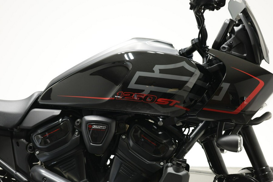 2025 Harley-Davidson Pan America 1250 ST