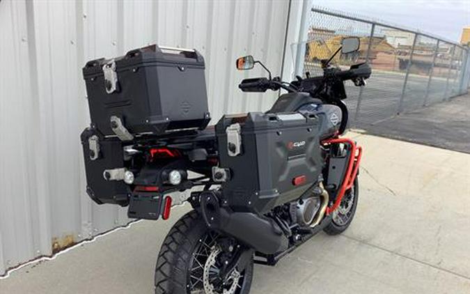 2025 Harley-Davidson CVO™ Pan America®