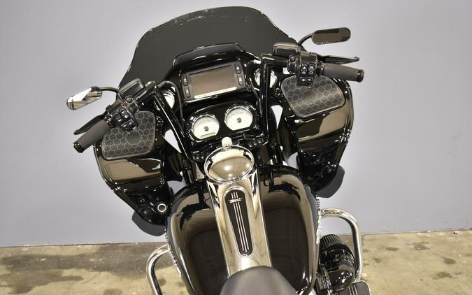 2017 Harley-Davidson Road Glide Special FLTRXS