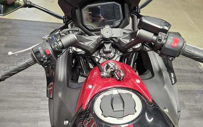 2021 Kawasaki Ninja® 650 ABS Metallic Spark Black/Pearl Nightshade Teal