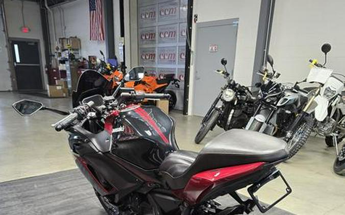 2021 Kawasaki Ninja® 650 ABS Metallic Spark Black/Pearl Nightshade Teal