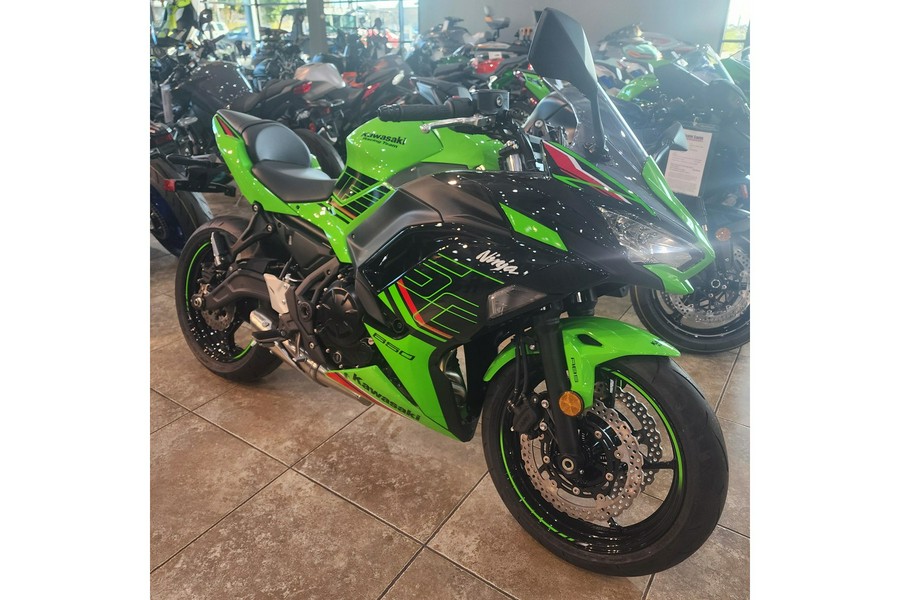 2024 Kawasaki Ninja® 650 KRT Edition ABS