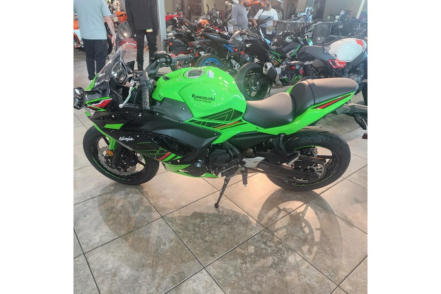 2024 Kawasaki Ninja® 650 KRT Edition ABS