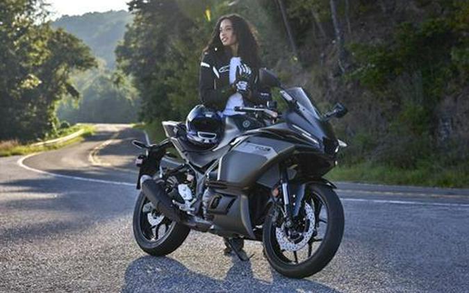 2025 Yamaha YZF-R3