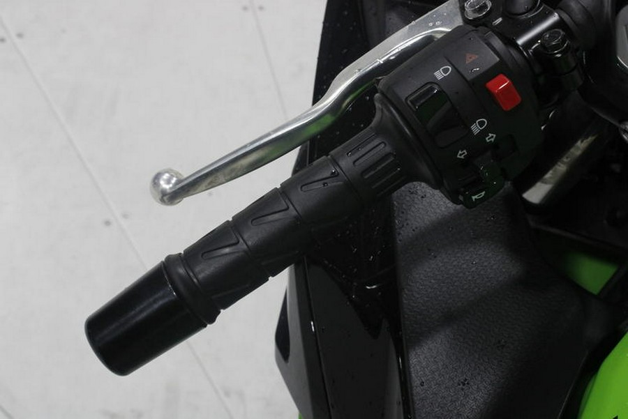 2025 Kawasaki Ninja® 500