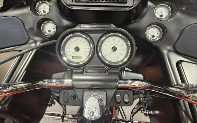 2011 Harley-Davidson® FLTRX - Road Glide® Custom