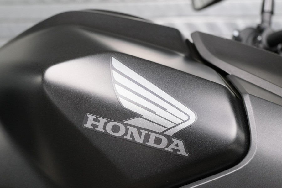 2025 HONDA CB750 HORNET