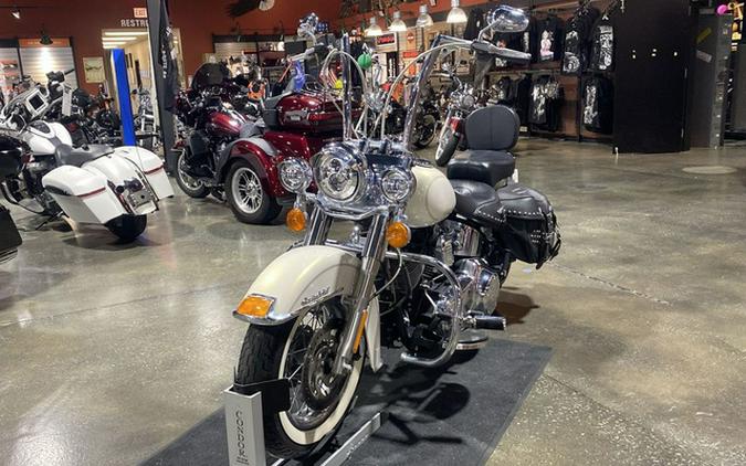 2015 Harley-Davidson Softail FLSTC - Heritage Classic